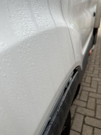 Ford Transit 470 2.0 TDCI L4H1 Trend RWD picture 21