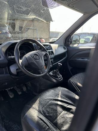 Opel Combo Opel Combo 1.3 CDTi L1H1 Edition picture 6