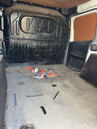 Opel Combo Opel Combo 1.3 CDTi L1H1 Edition picture 13