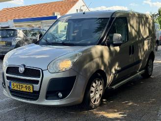 Vaurioauto  passenger cars Fiat Doblo CARGO 1.6 MULTIJET SX MAXI. AIRCO 2012/11