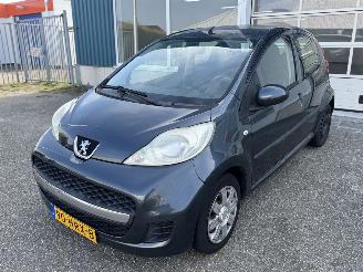 skadebil auto Peugeot 107 1.0-12V XS Automaat 2009/2