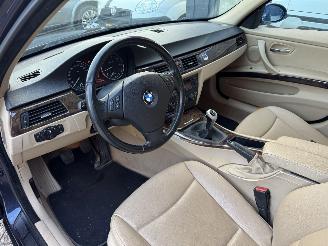 BMW 3-serie 320i High Executive picture 8