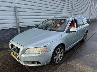 Auto incidentate Volvo V-70 Volvo V70 2.4 D5 Summum 2008/3