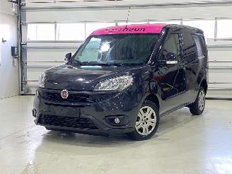 skadebil bedrijf Fiat Doblo  2015/4