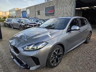 Auto incidentate BMW 1-serie 120 M-Pack Pano Virtual Keyless Memory Led Camera Acc Lane-Assist Sfeerverl. 2026/5