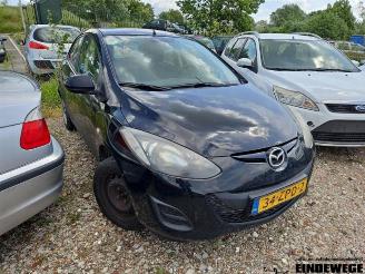 Vrakbiler auto Mazda 2 2 (DE), Hatchback, 2007 / 2015 1.3 16V S-VT 2012/12