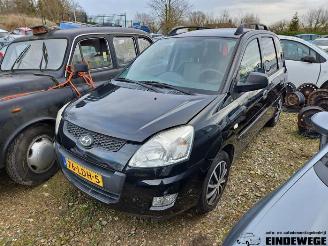 skadebil bromfiets Hyundai Matrix Matrix, Hatchback, 2001 / 2010 1.6 16V 2010/3