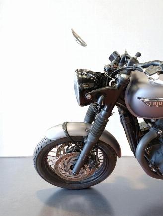 Triumph Bonneville T120 picture 6