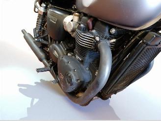 Triumph Bonneville T120 picture 8