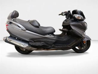 Schade scooter Suzuki  650 BURGMAN EXECUTIVE 2017/8