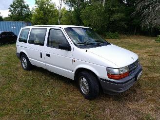 occasion commercial vehicles Chrysler Voyager 2 2.5i-8V 1992/10
