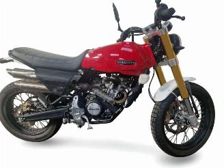krockskadad bil motor Fantic  CABALLERO 2019/7
