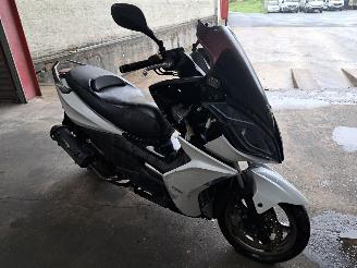 skadebil bromfiets Kymco  K XCT 2013/9