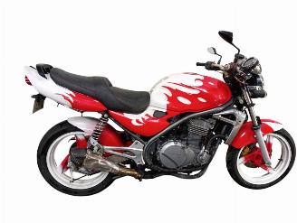 skadebil motor Kawasaki ER - 5  2003/11