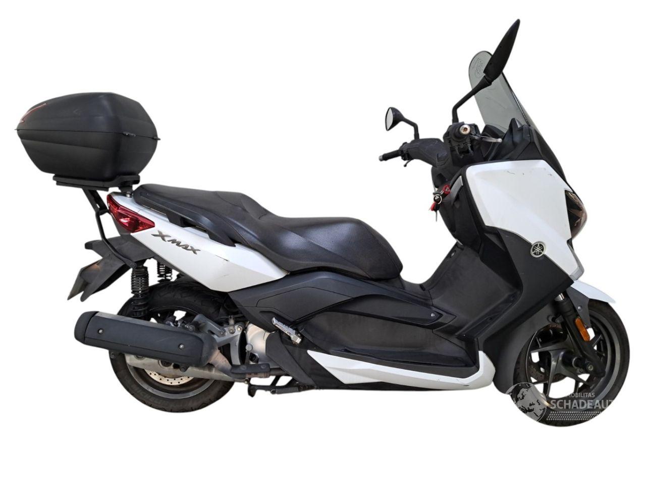 Yamaha  XMAX