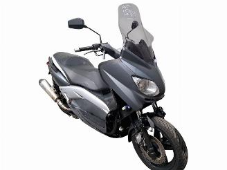 uszkodzony skutery Yamaha  XMAX 2013/3