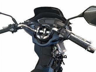 Honda  PCX picture 8