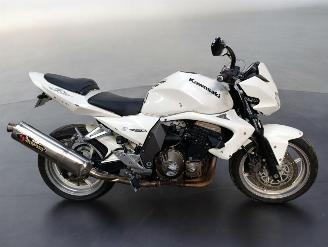 damaged motor cycles Kawasaki Z 750  2004/4
