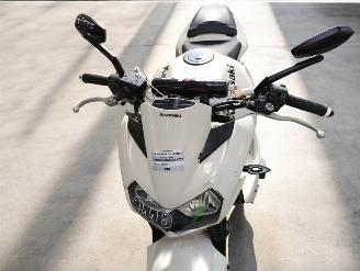 Kawasaki Z 750  picture 7