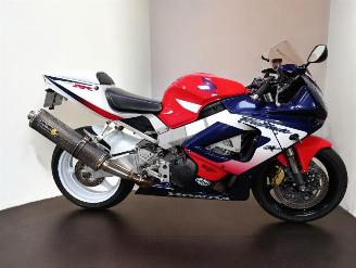 dommages motocyclettes  Honda CBR 900 RR 2000/4