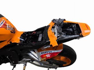 Honda CBR 1000 REPSOL picture 6