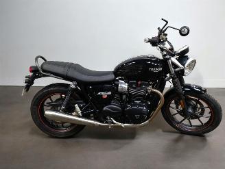 Triumph  STREET TWIN picture 9