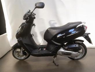 Peugeot  KISBEE picture 3