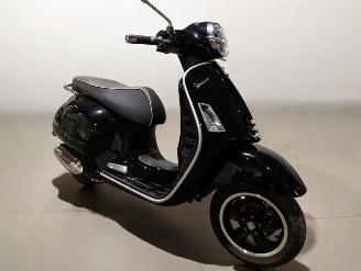 uszkodzony skutery Piaggio  VESPA 2022/5