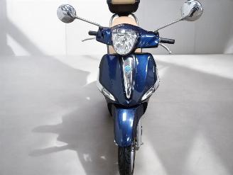Piaggio  LIBERTY picture 2