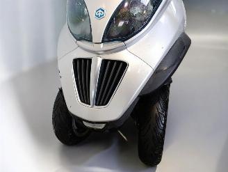 Piaggio  MP3 picture 4