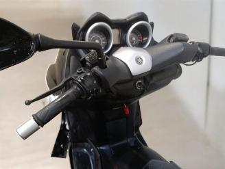 Yamaha Xmax  picture 14