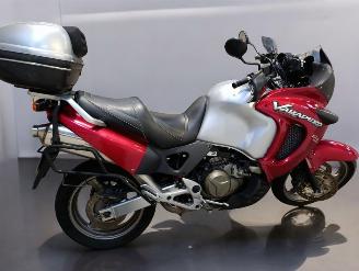 krockskadad bil motor Honda Varadero  2002/12