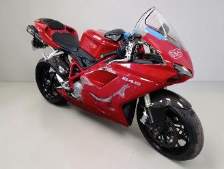 krockskadad bil motor Ducati 848  2010/2