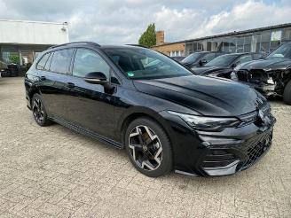 damaged passenger cars Volkswagen Golf Variant 1.5 eTSI DSG R-Line *NAVI - MATRIX* 2025/1