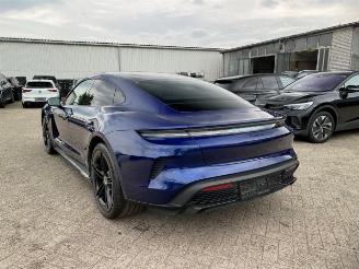 Porsche Taycan Turbo S *HEAD-UP -PANO -KERAMIK* picture 8