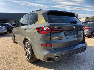krockskadad bil auto BMW X5 xDrive50e M Sport Pro * HUD - KAM - H&K * 2024/7