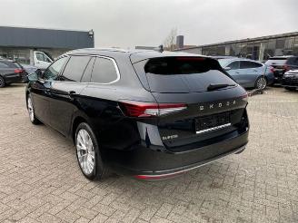 Skoda Superb Combi 1.5 TSI iV L&K *HEAD-UP - PANO-AHK* picture 5