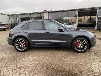 Porsche Macan S *CHRONO - PANO - BOSE - LUFTFEDER* picture 4