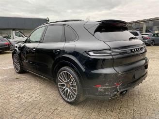 Porsche Cayenne Turbo E-Hybrid  *HEAD-UP - PANO - KAM* picture 3