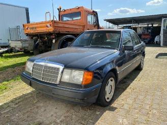 ojeté vozy osobní automobily Mercedes E-klasse 230 W124 Limousin 1991/4