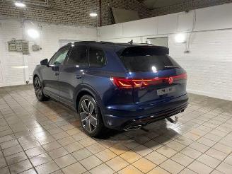 Avarii autoturisme Volkswagen Touareg 3.0 TDI 4Motion R-Line STANDHZG/PANO/HUD 2024/6
