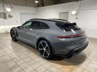 Auto incidentate Porsche Taycan 4S Cross Turismo CHRONO/PANO/HUD/360/BOSE 2024/12