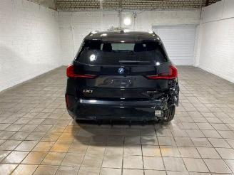 BMW iX1 eDrive20 M Sport KAM/H&K picture 5