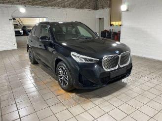 BMW iX1 eDrive20 M Sport KAM/H&K picture 9