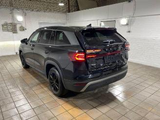 krockskadad bil auto Skoda Kodiaq iV 1.5 TSI e-Hybrid Selection 2025/2