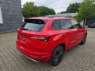 krockskadad bil auto Skoda Karoq 1.5 TSI DSG Sportline PANO/AHK/KAM/NAVI 2025/11
