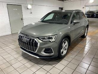 damaged passenger cars Audi Q3 35 TFSI S tronic advanced KAM/NAVI 2025/8