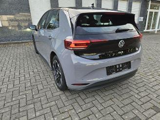 Vaurioauto  passenger cars Volkswagen ID.3 Pro 2022/9