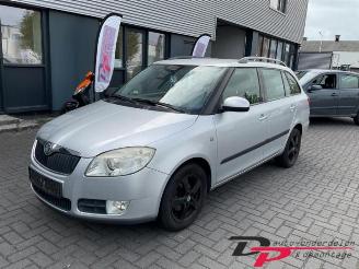 Purkuautot passenger cars Skoda Fabia Fabia II Combi, Combi 5-drs, 2007 / 2015 1.4i 16V 2008/10