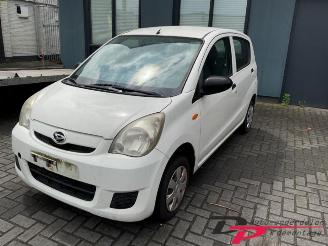 Vrakbiler auto Daihatsu Cuore Cuore (L251/271/276), Hatchback, 2003 1.0 12V DVVT 2008/6